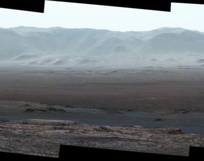 NASA's Mars Curiosity rover shares epic travel panorama     - CNET
