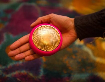 Foreo UFO wants your face to glow up and ditch the sheet mask     - CNET
