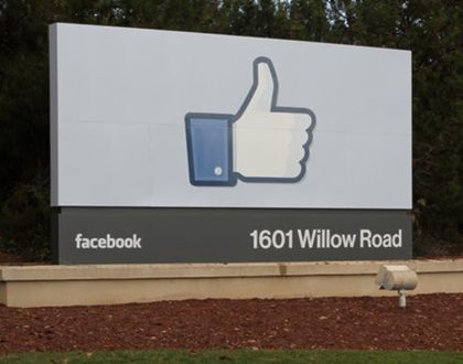 Facebook testing 'downvote' button on users' comments     - CNET