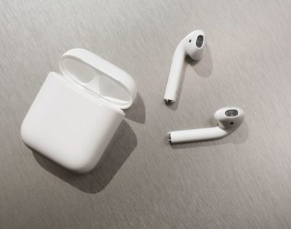 Apple AirPod began smoking in ear, blew apart, says man     - CNET