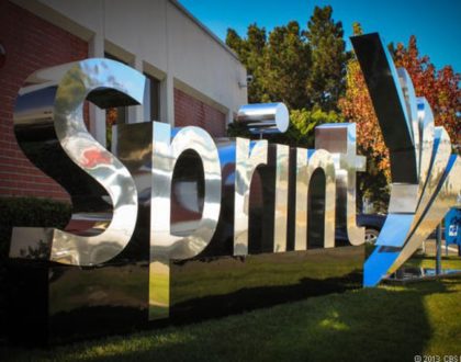 Sprint wireless customer growth stumbles despite tax windfall     - CNET