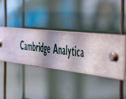 Justice Department reportedly investigating Cambridge Analytica     - CNET